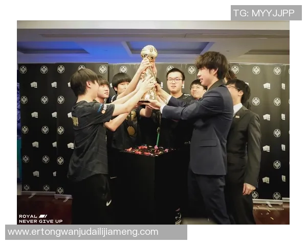 RNG在世界冠军杯积分榜中以87分稳居第一位置展现强大实力